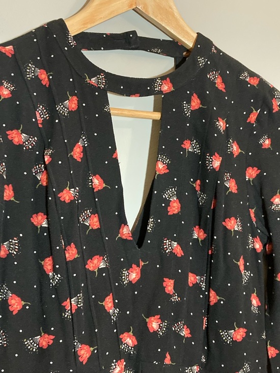 Free People Tegan Black Mini Dress Red Floral Print Pleated Long Sleeve Sz 0 - Picture 4 of 8